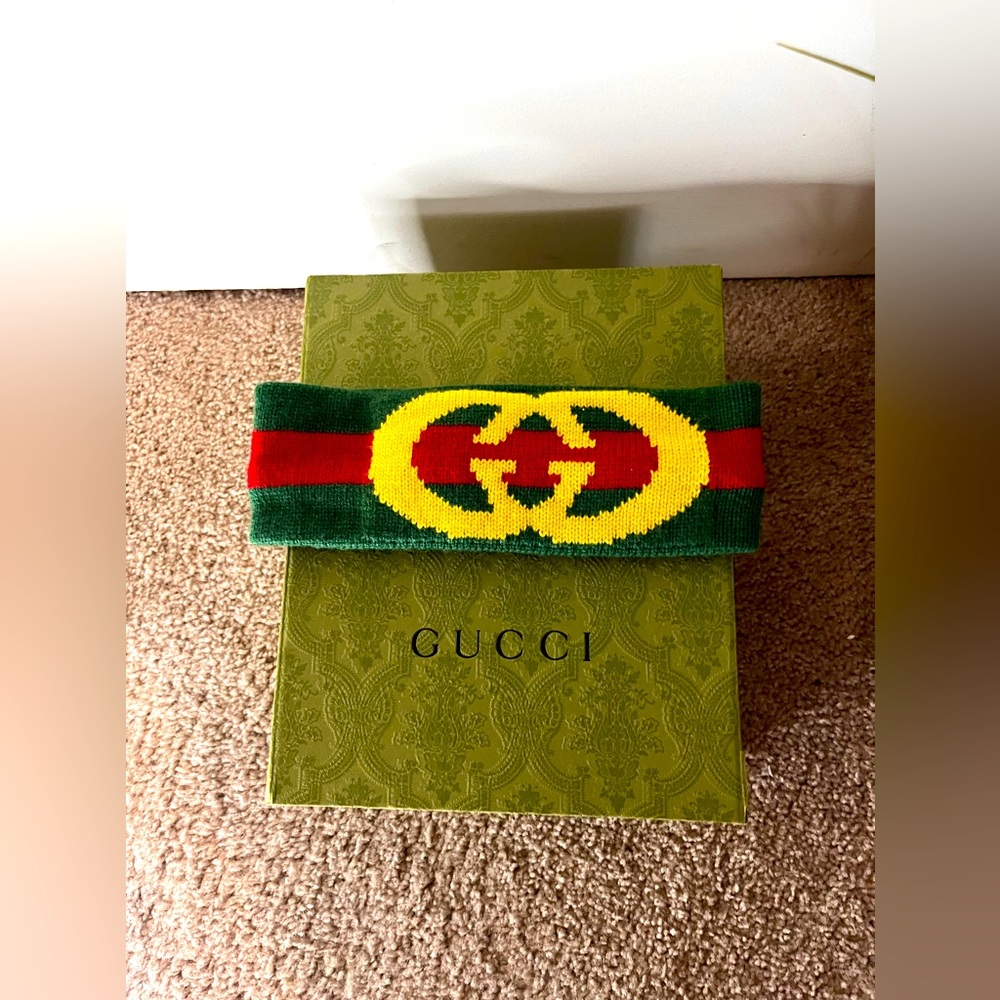 Men Gucci head band